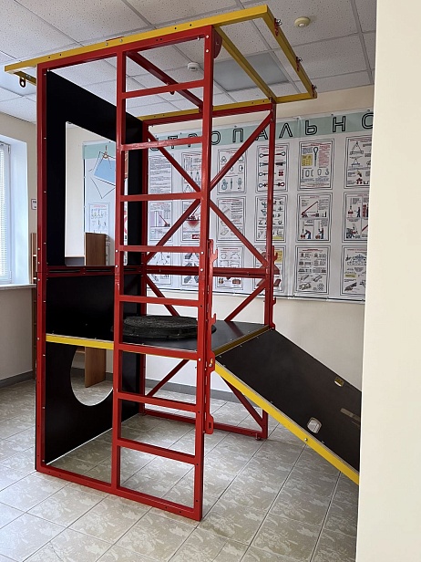 г. Альметьевск ЧОУ ДПО "Учебно-производственный центр" обучает практическим занятиям на УТП "АЛЬПИНИСТ"